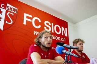 Numa Lavanchy et le FC Sion commencent leur saison vendredi soir à Zurich KEYSTONE/JEAN-CHRISTOPHE BOTT